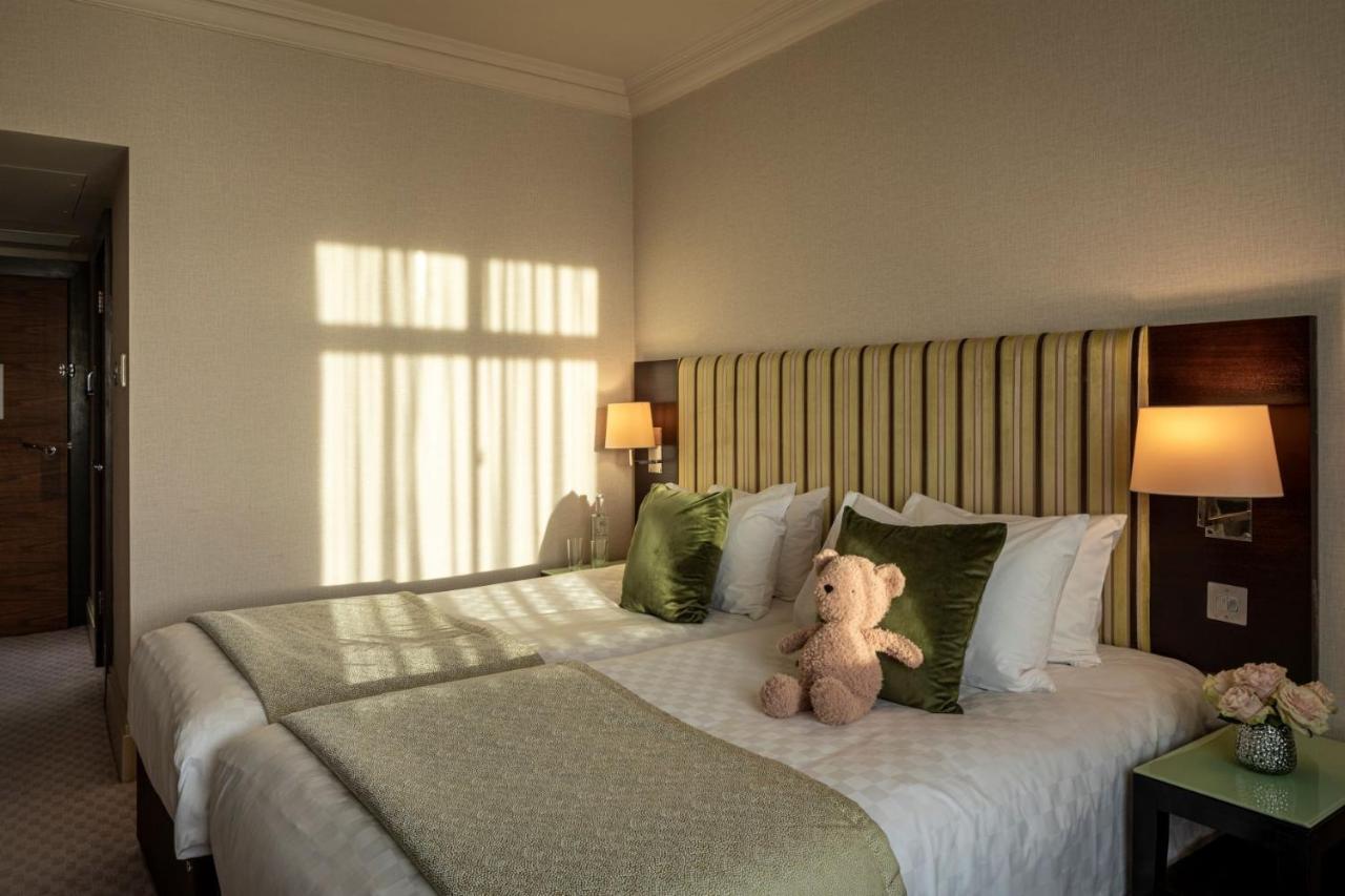 The Cavendish London Hotel Bagian luar foto